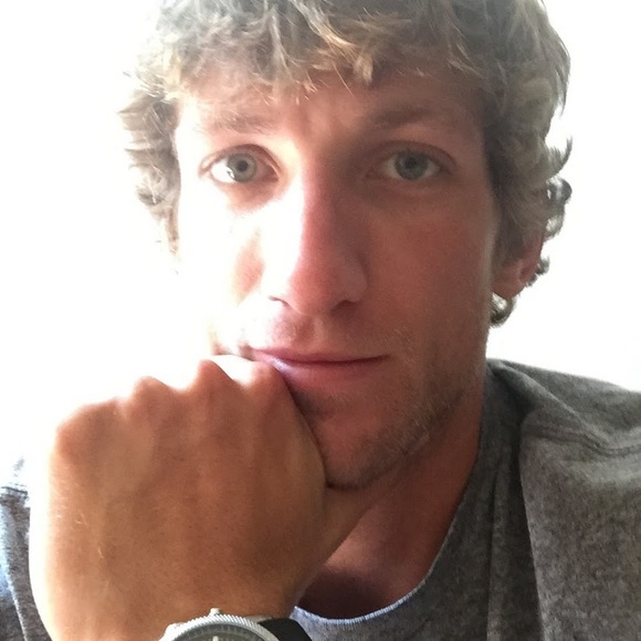 Meet your Posher, Chris - Picture 1 of 1